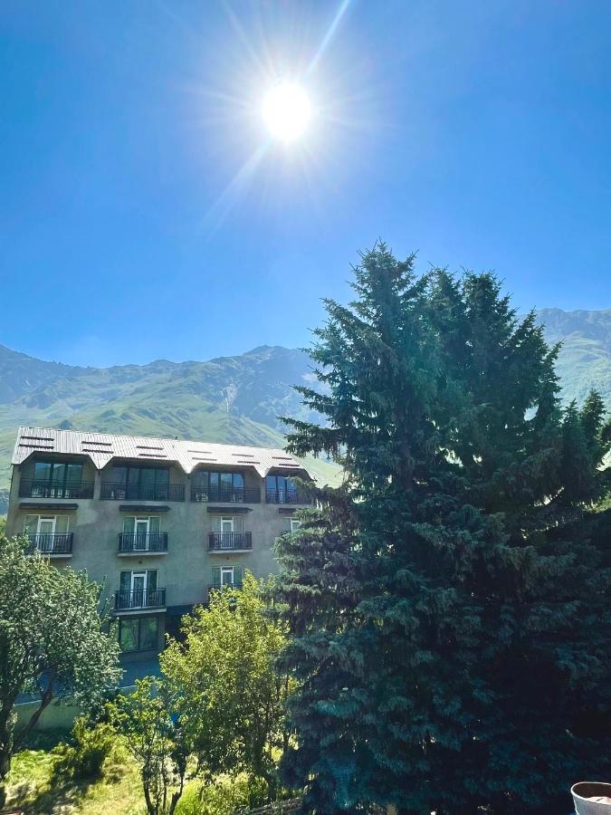 Planet Kazbegi Hotel Eksteriør billede