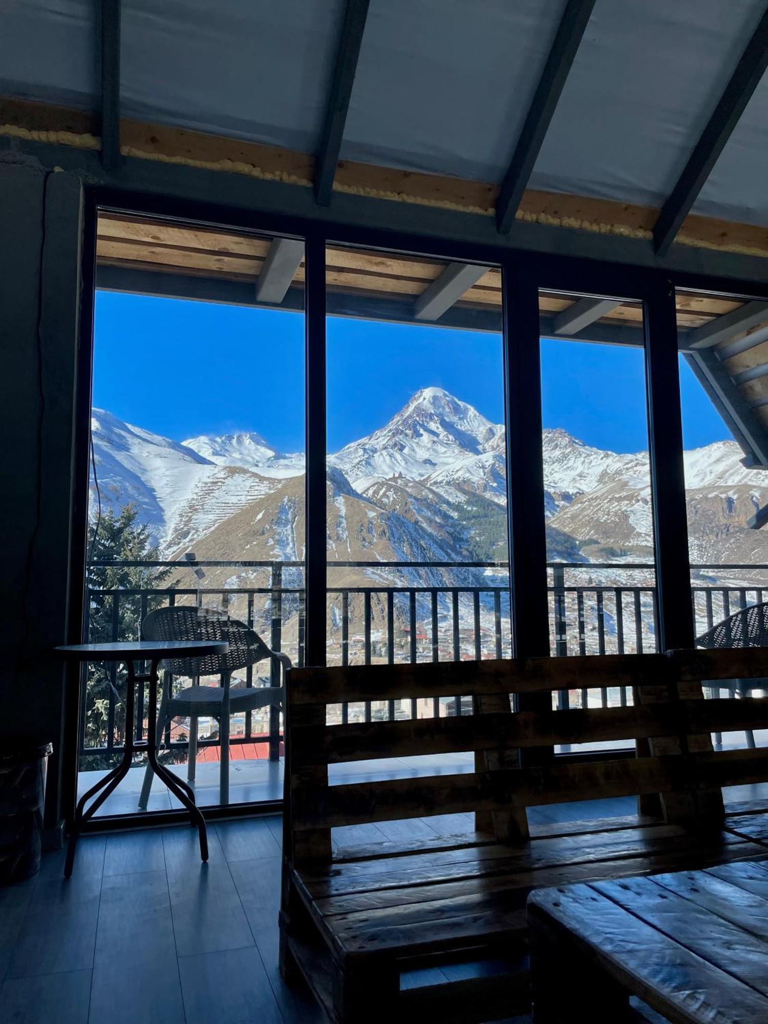 Planet Kazbegi Hotel Eksteriør billede