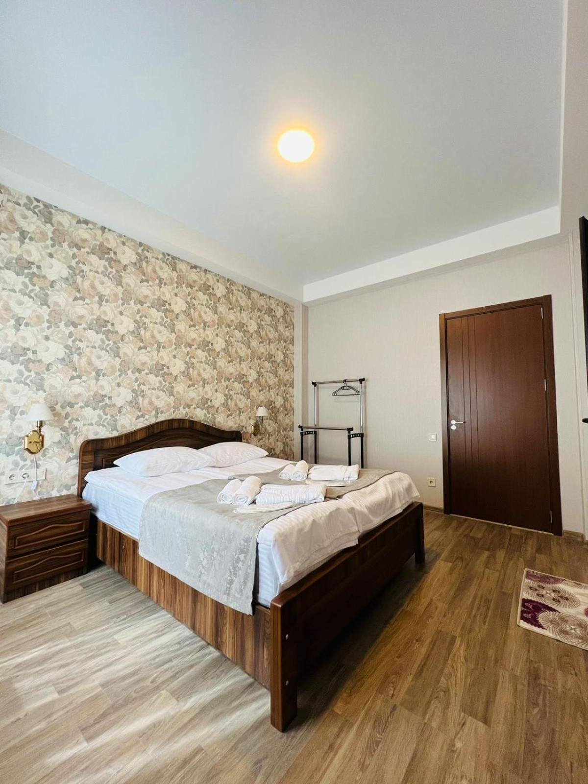 Planet Kazbegi Hotel Eksteriør billede