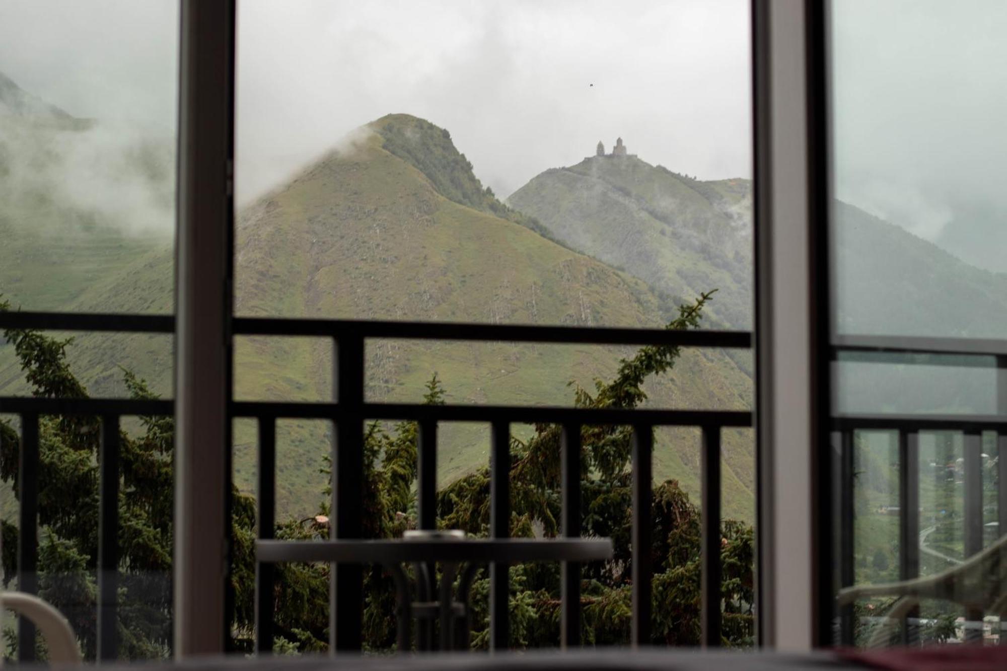 Planet Kazbegi Hotel Eksteriør billede