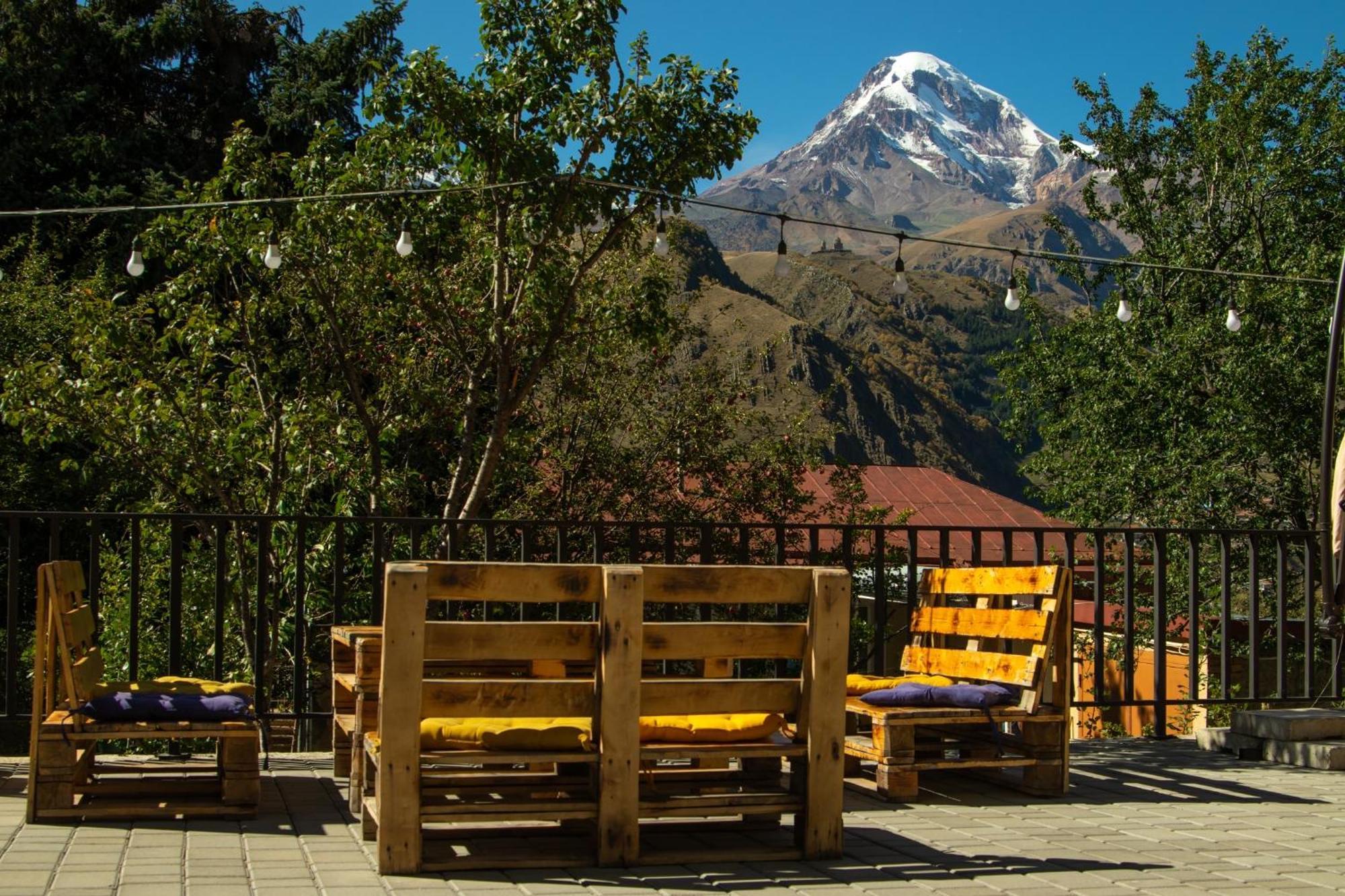 Planet Kazbegi Hotel Eksteriør billede